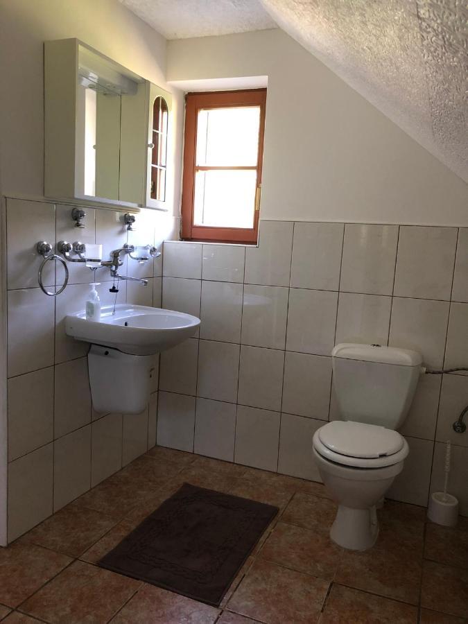 Penzion "Pod Hureckym Vrchem" Prásily Exterior foto